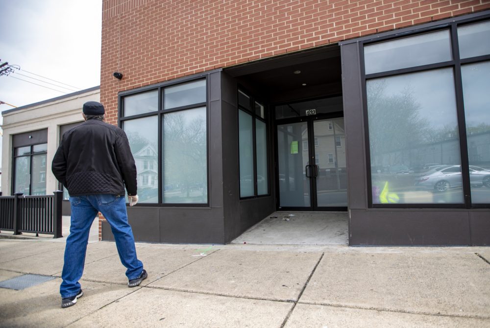 Recreational Marijuana Dispensaries Reopen for Business in Mass - With Restrictions